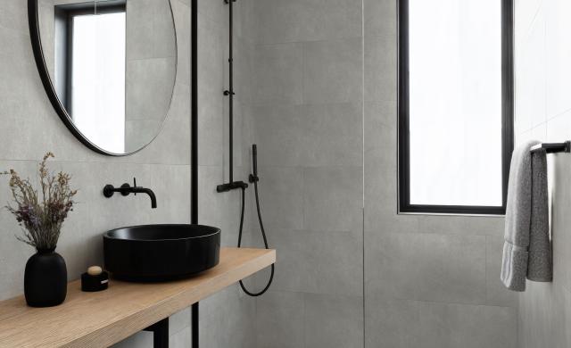 bloom uni dark concrete clear